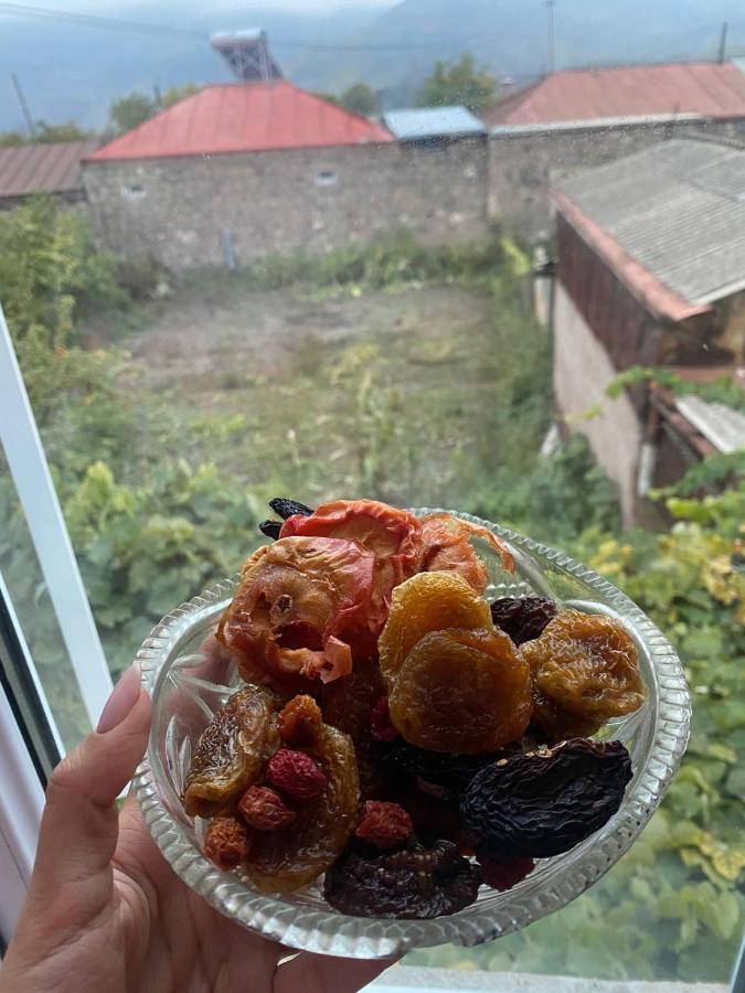 Gevorgyans Bed & Breakfast Татев Екстериор снимка