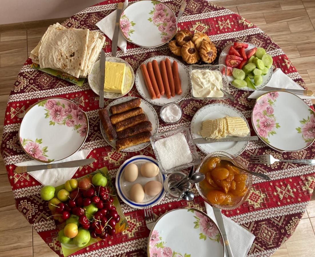 Gevorgyans Bed & Breakfast Татев Екстериор снимка